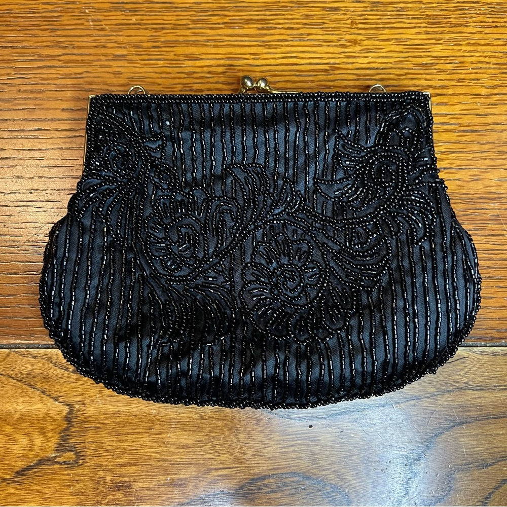 La Regale vintage beaded bag